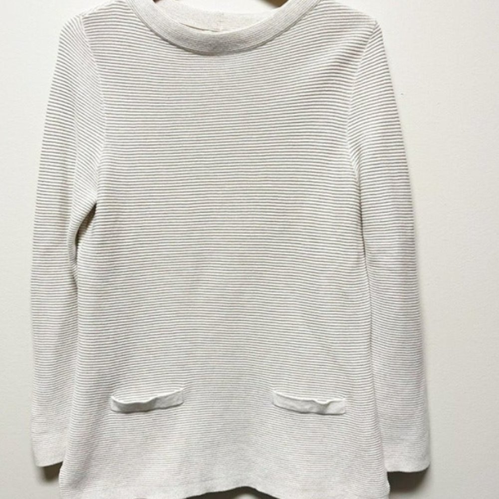 Women's Cream and Gold Ribbed Pullover Knit Sweater